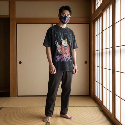 Akita T-Shirt mit Akira-Manga-Print, Nahaufnahme vorne