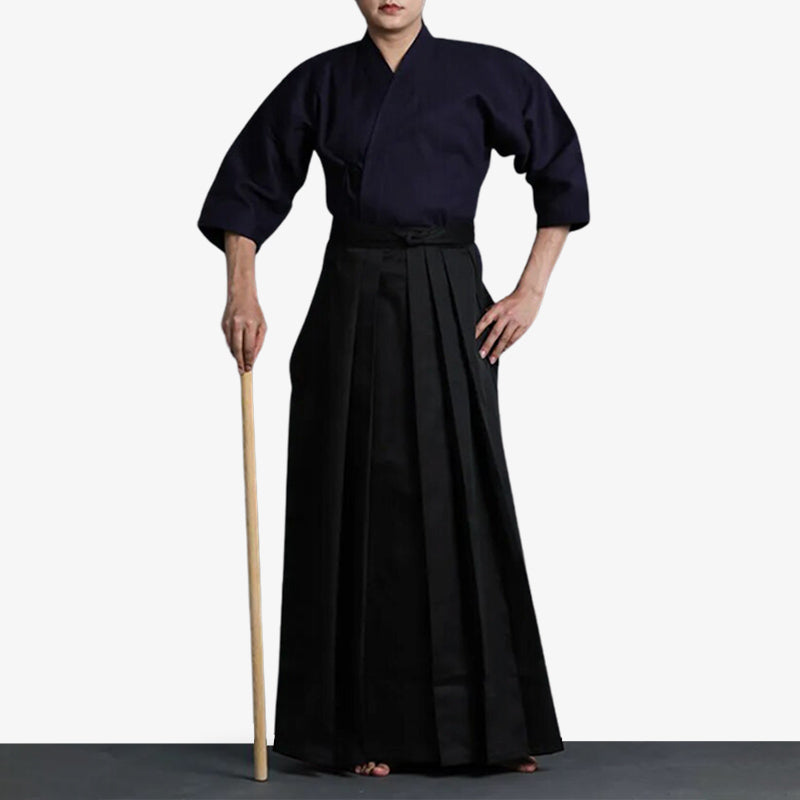 Hakama Hose im Einsatz beim Iaido Training getragen