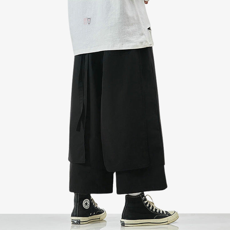 Lockere Hakama Hose im japanischen Stil verbindet Tradition und Moderne