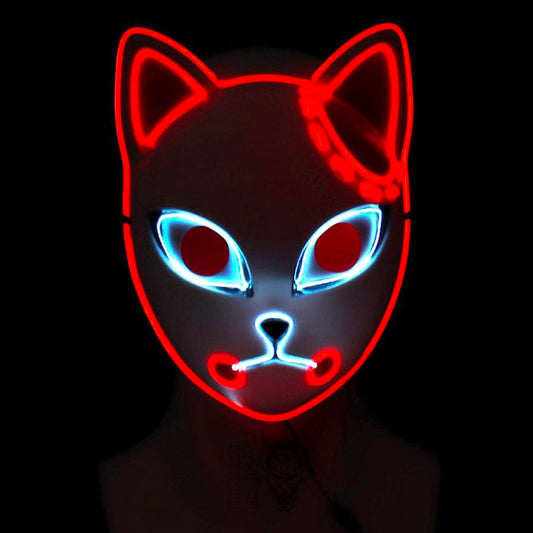 Rote LED-Augen der Kitsune Fuchsmaske im Anime-Stil