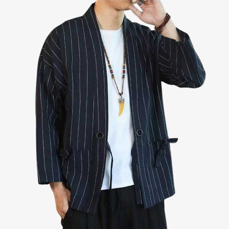 Moderne Kimono Jacke für Herren mit klarem Schnitt und minimalistischer Struktur für Streetwear Looks