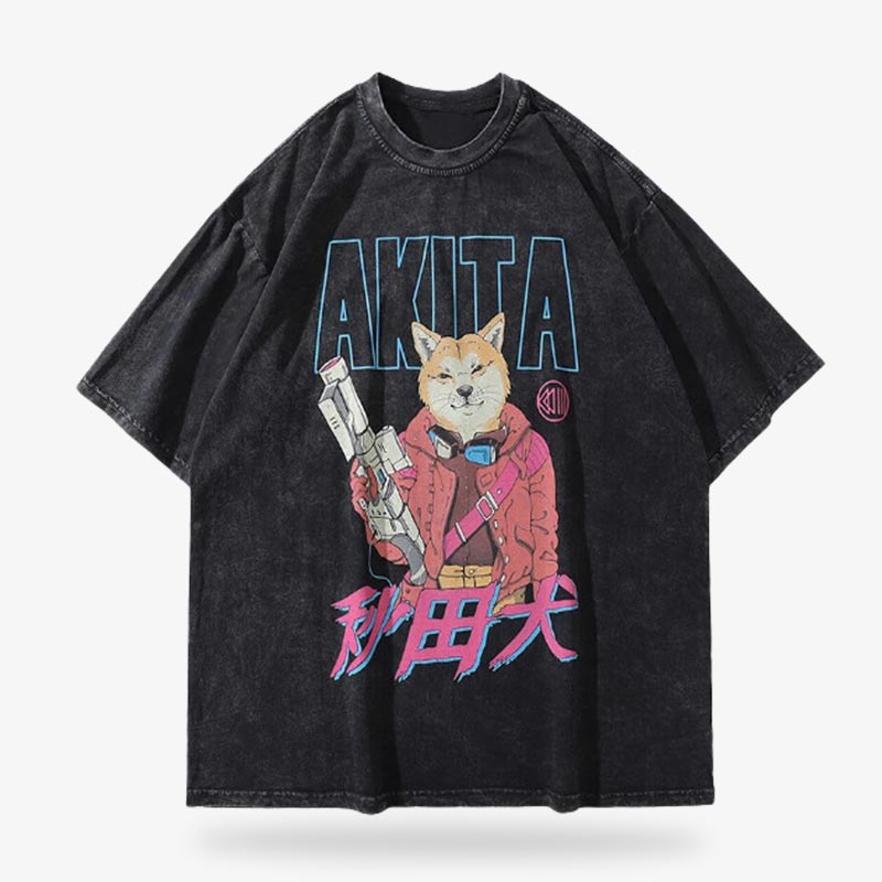 Streetwear-Outfit mit Akita T-Shirt und japanischen Schriftzeichen im Akira-Stil