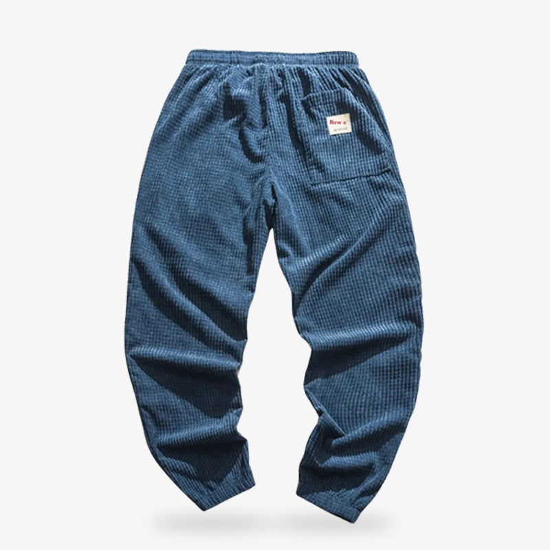 Dunkelblaue Cordhose im Japan-Stil mit klassischem Cordstoff und modernem Schnitt