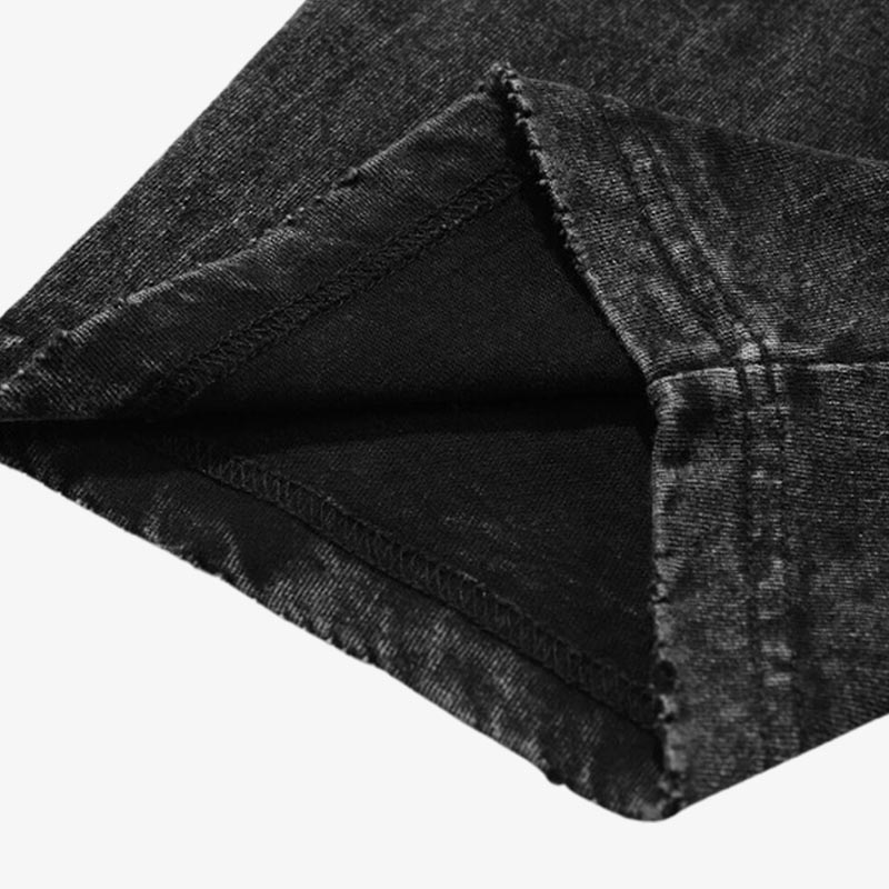 Ärmeldetail des Devil Fruit Shirts im Streetwear-Look