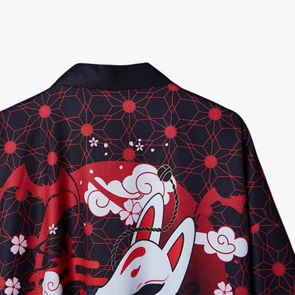 Elegante schwarze Kimono Jacke mit Sakura Blüten und Kitsune Fuchsmaske verziert