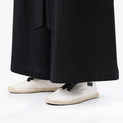 Schwarze traditionelle Hakama Hose für Herren und Damen im japanischen Stil