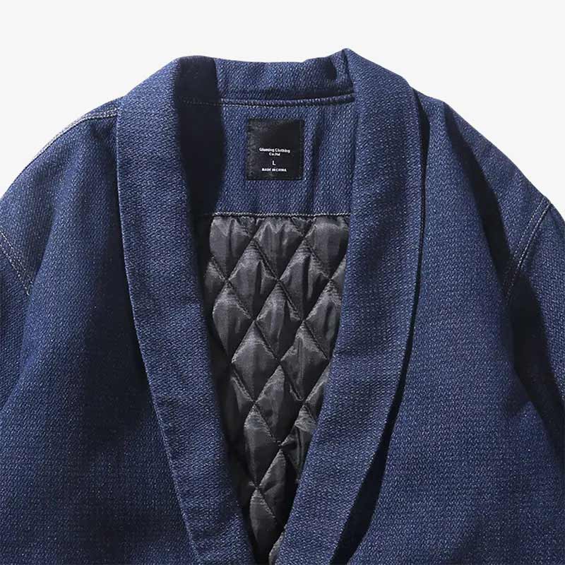 Hellblaue Haori Jacke mit schlichtem, elegantem Indigo Ton