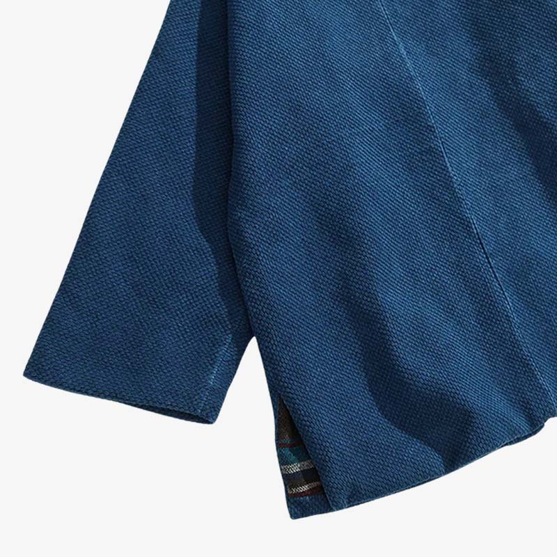Kurze Vintage Haori Jacke für Herren in minimalistischem Indigo-Farbton