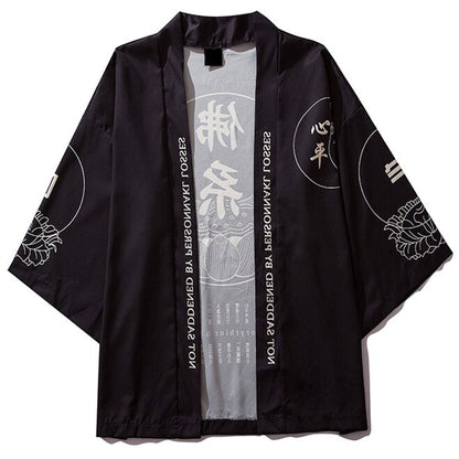Haori Jacke mit Lotusblüten-Motiv und traditionellem Kimono-Schnitt
