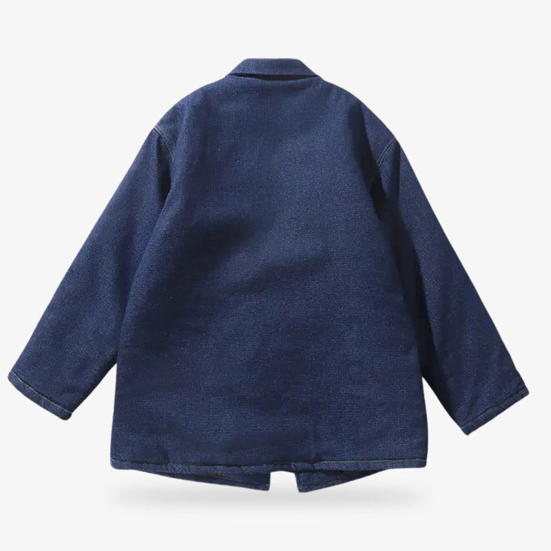 Blaue Haori Jacke mit schlichtem Design in tiefem Indigo, modern und traditionell zugleich