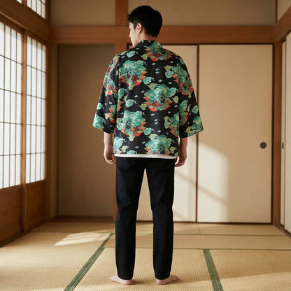 Rückansicht der Haori Jacke Streetwear mit vollständigem Wolkenmuster-Design