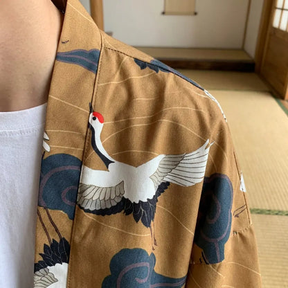 Nahaufnahme des bedruckten Stoffs und Ärmels der Haori Yukata Kimono Jacke