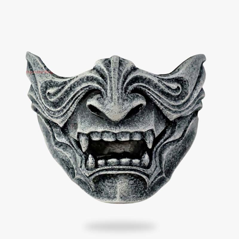 Japanische Drachenmaske als Accessoire für Samurai-Kostüm mit Reißzähnen
