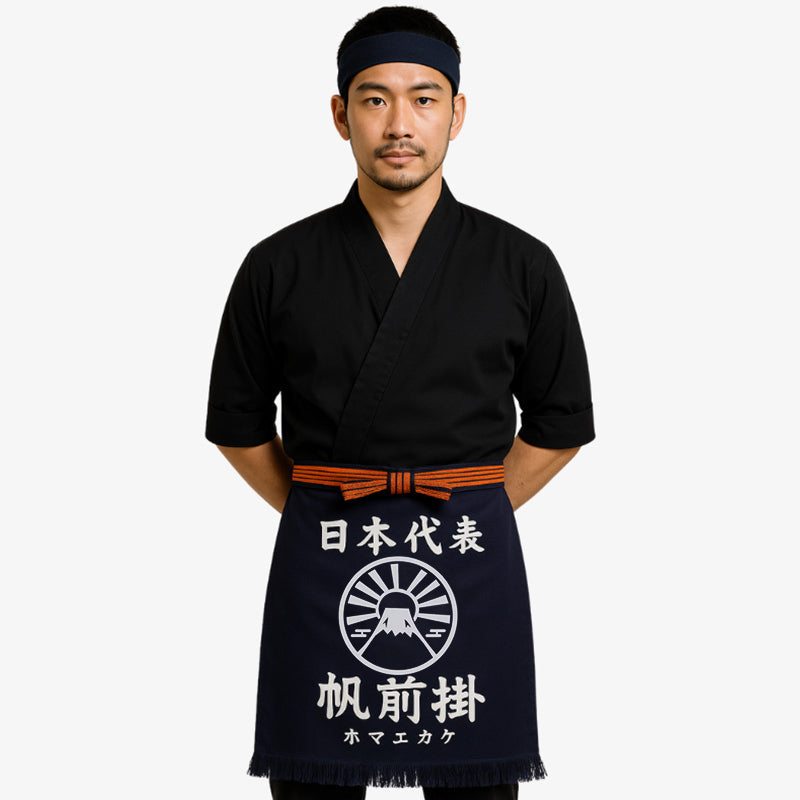 Navyblaue Maekake Kochschürze aus Baumwolle mit weißem Kanji-Print für die Küche