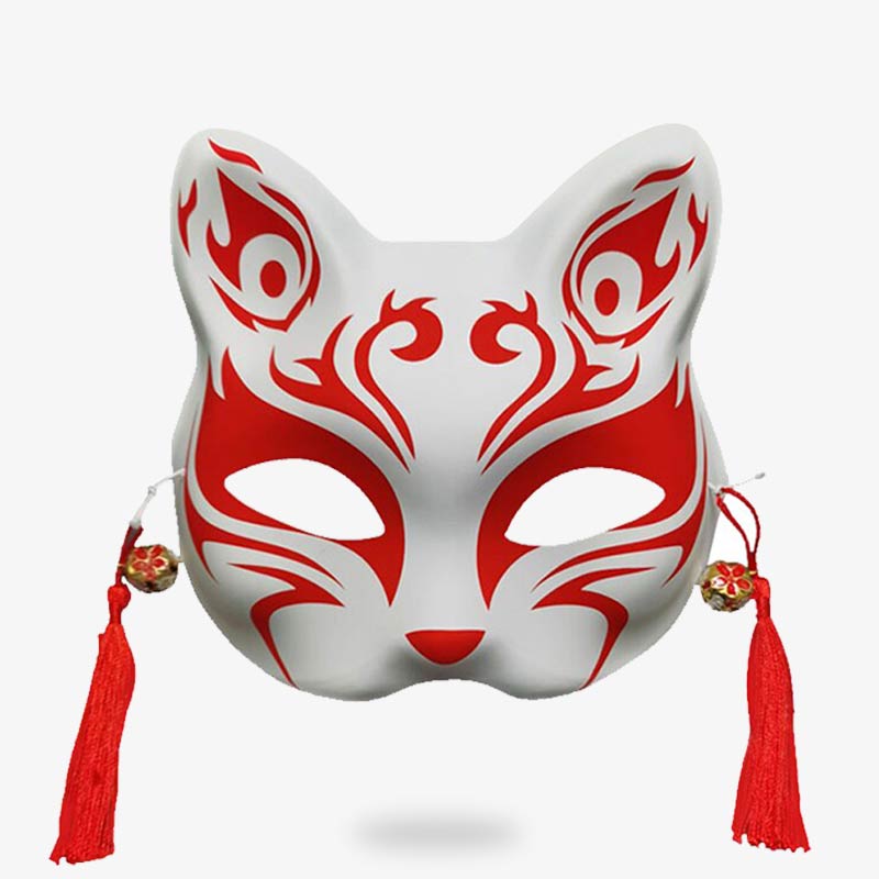 Von einem Kunsthandwerker bemalte Katzenmaske mit roten Motiven im japanischen Stil