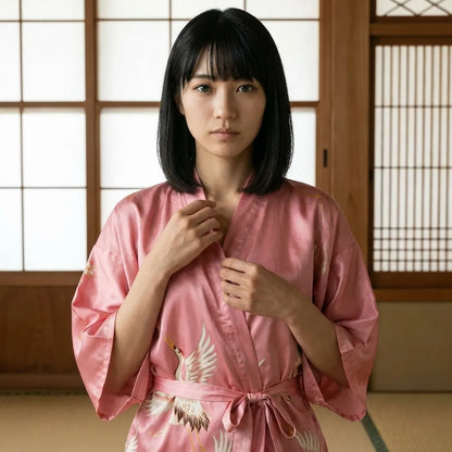 Rückenansicht des Kimono Cardigans im Haori-Stil mit lockeren Ärmeln