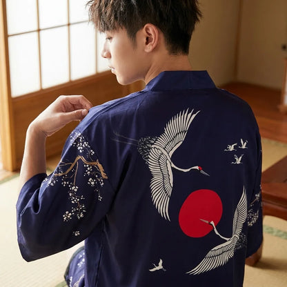 Kimono Set Rückenansicht mit Kranich- und Sakura-Motiv