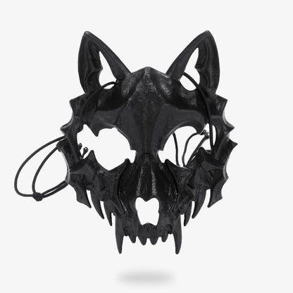 Schwarze Kitsune Fuchsmaske mit filigranem Totenkopf-Muster aus Fiberglas