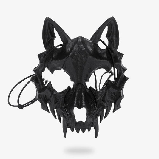 Schwarze Kitsune Fuchsmaske mit filigranem Totenkopf-Muster aus Fiberglas
