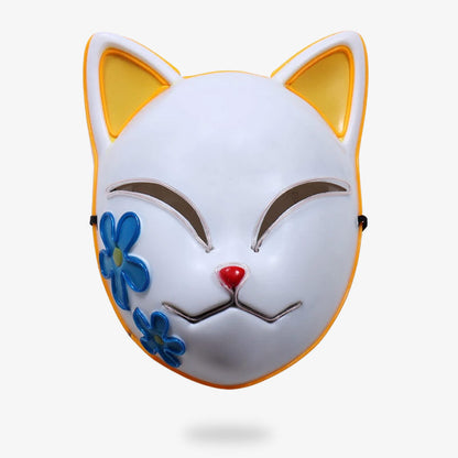 Kitsune Maske Demon Slayer mit Fuchsgesicht und Blumenmotiv auf der Wange