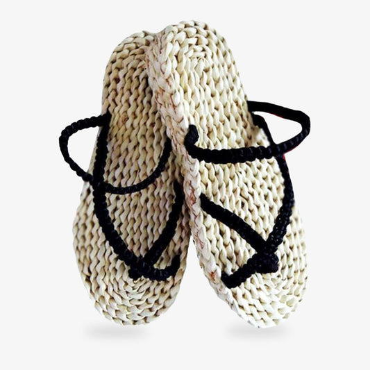 Rote Luffy Sandalen im Strohdesign für Cosplay und Alltag geeignet