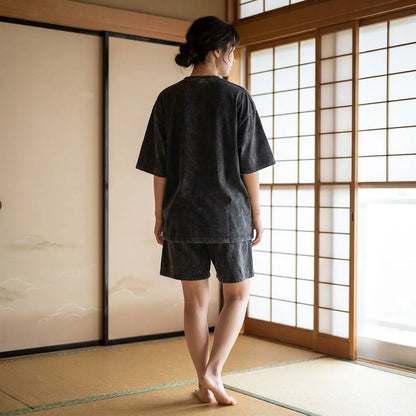 Manga T-Shirt von hinten getragen im Streetwear Look