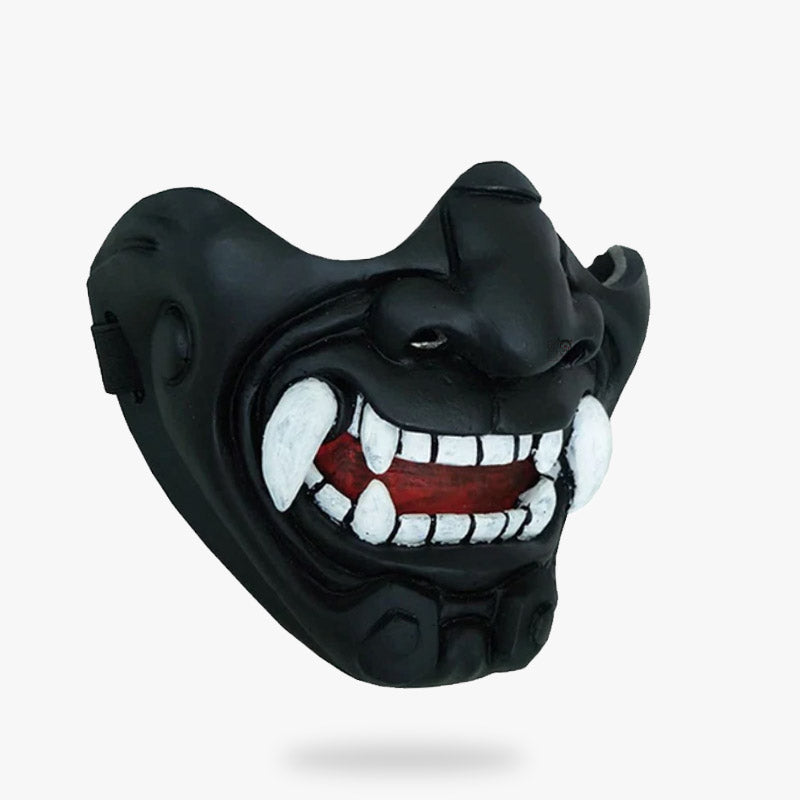 Schwarze Mempo Samurai Maske mit furchterregendem Oni Dämon Gesicht