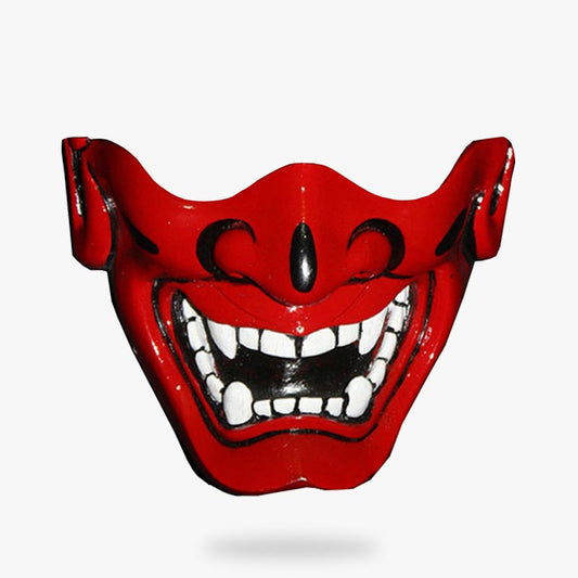 Oni Hannya Maske als rote Halbmaske mit Zähnen und Reißzähnen aus Fiberglas