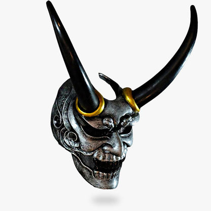 Oni Maske mit Hörnern und Reißzähnen für Cosplay und Halloween Kostüm