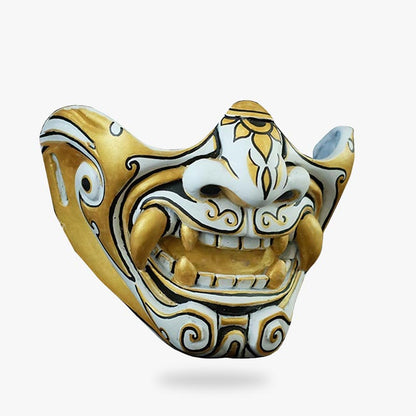 Goldene Oni Maske, von einem Kunsthandwerker bemalter Samurai Dämon in Schwarz Weiß Gold