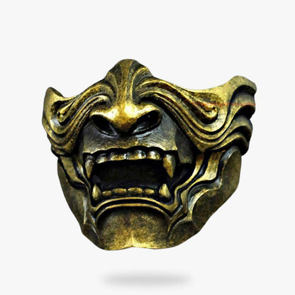 Seitenansicht der Oni Maske aus Fiberglas in Schwarz und Gold