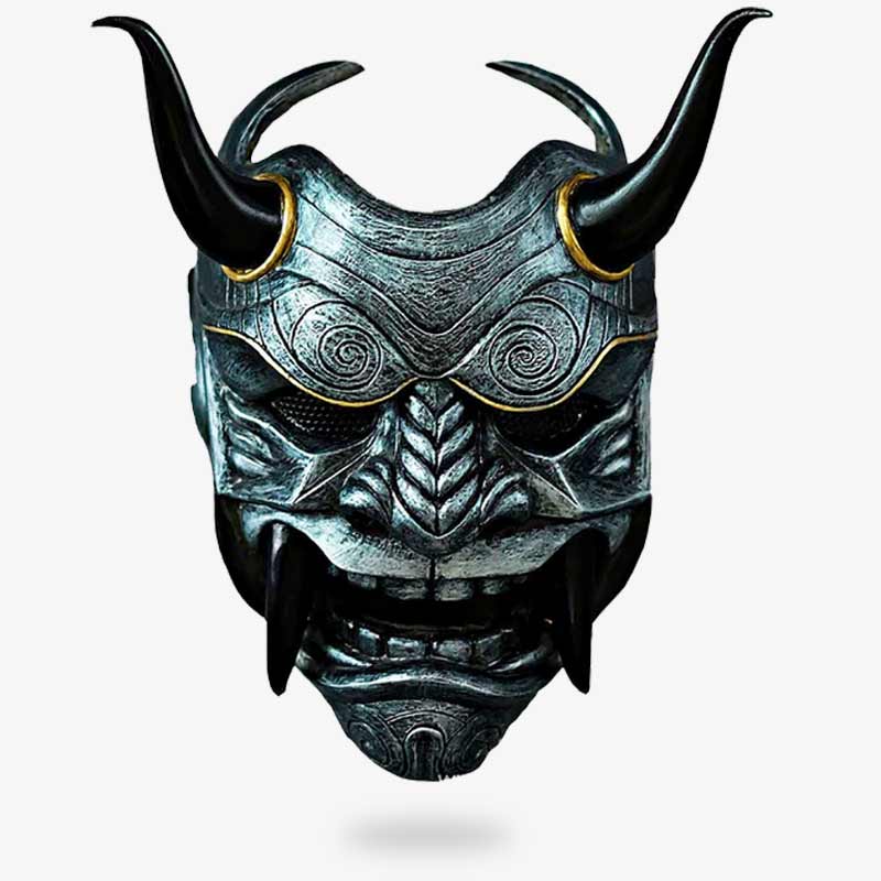 Die Oni Maske symbolisiert einen Dämon mit Hörnern und scharfen Zähnen