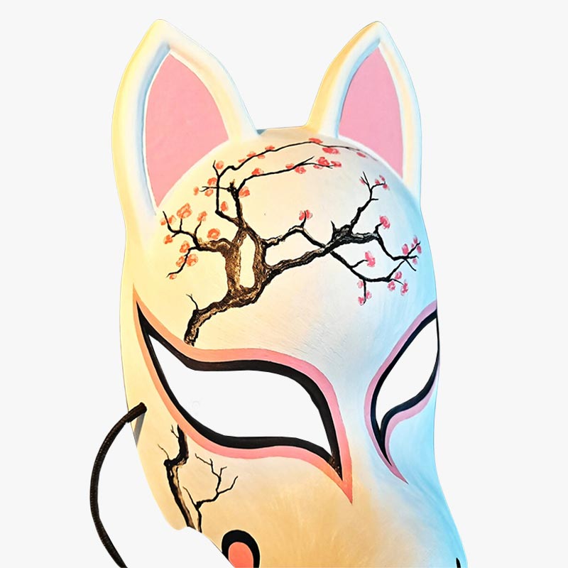 Weiß bemalte Kitsune Cosplay Maske mit japanischem Sakura Baum Design