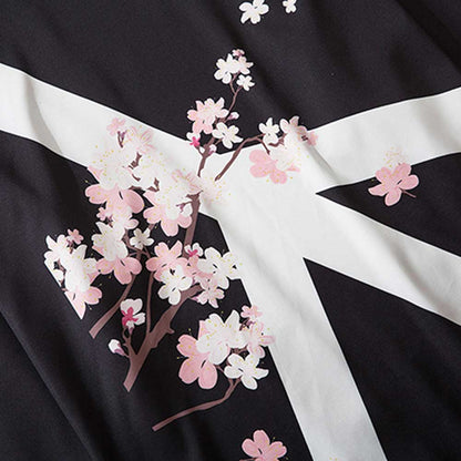 Detailansicht des Sakura Musters auf der Haori Kimono Jacke für Herren