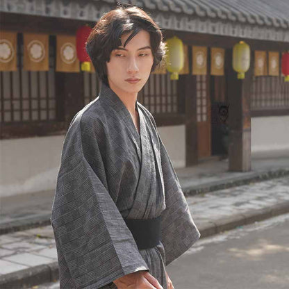 Grauer Samurai Kimono aus Baumwolle als Cosplay-Kostüm für Herren
