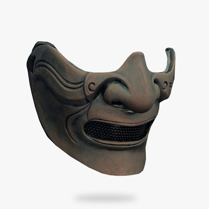 Braune Samurai Oni Halbmaske von einem Kunsthandwerker gefertigt aus Fiberglas