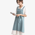 Japanisches Schürzenkleid