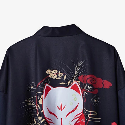 Schwarze Kitsune Jacke mit Fuchsmaske Design im eleganten sportlichen Stil