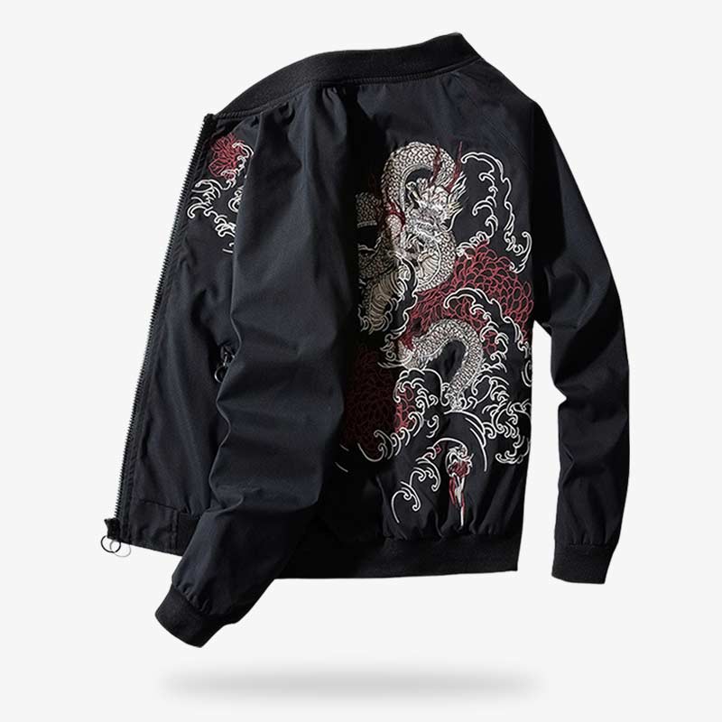 Sukajan Jacke mit aufwendiger Drachen-Stickerei auf dem Rücken