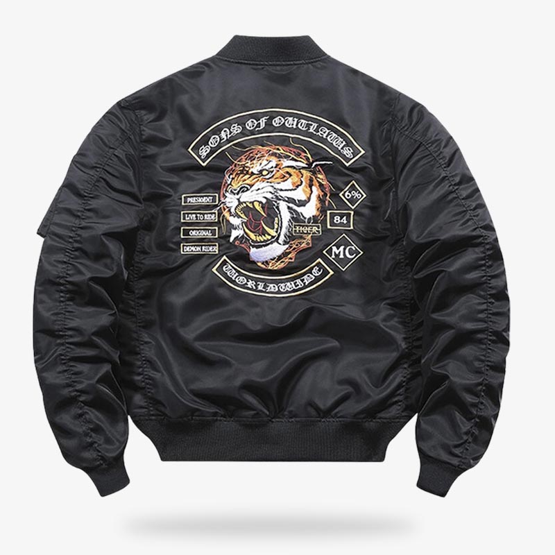 Schwarze langärmelige Sukajan Tiger im japanischen Bomber-Stil