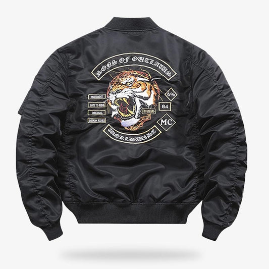 Schwarze langärmelige Sukajan Tiger im japanischen Bomber-Stil