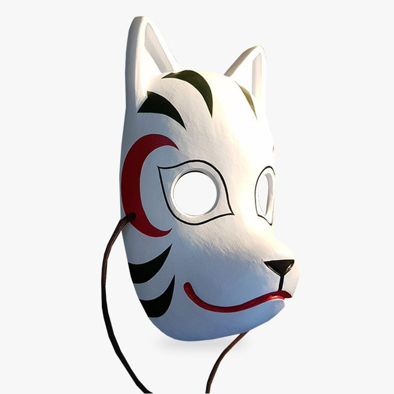 Yamato Anbu Maske als Kitsune Naruto Replik mit weiß roter Handbemalung aus Fiberglas